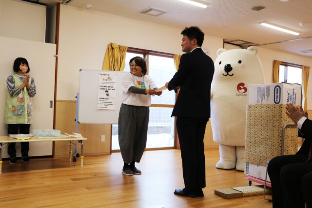 つくし学園物品寄贈式(20260203)-002.jpg